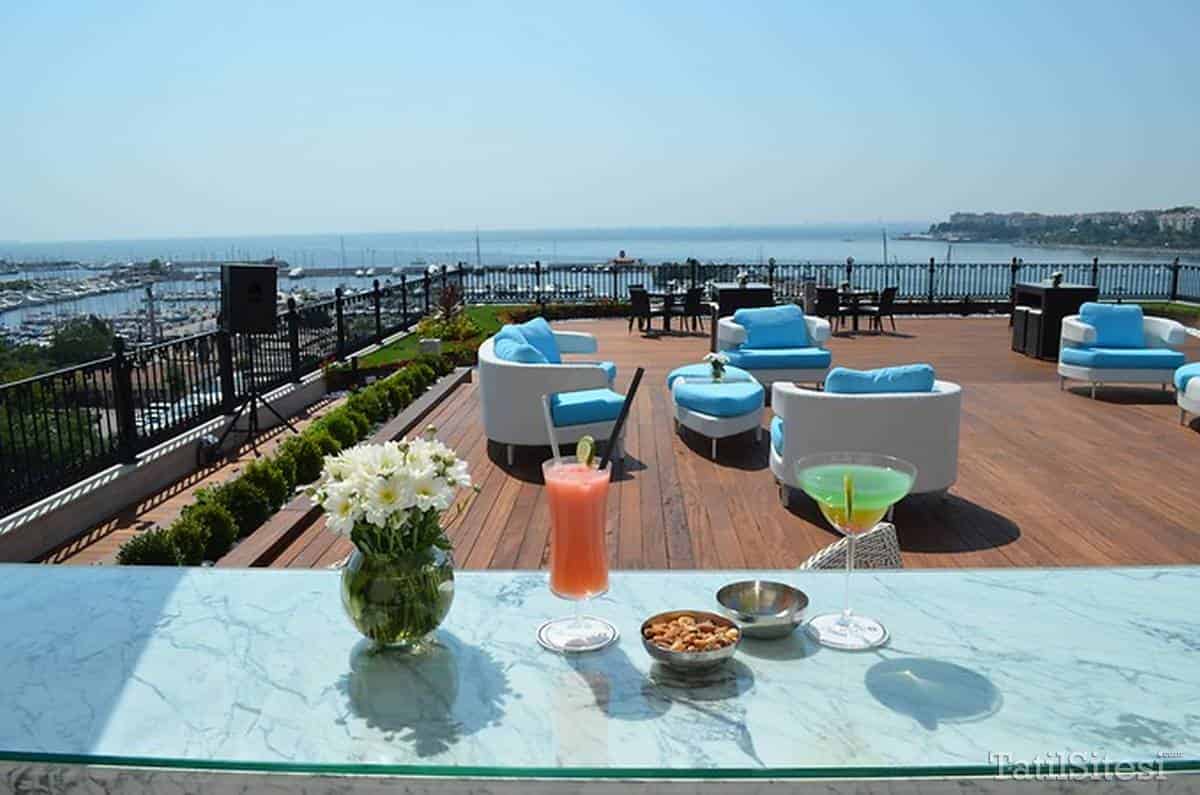 Wyndham Grand İstanbul Kalamış Marina Hotel